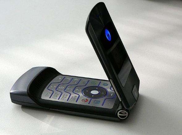 Motorola Razr Phones Were a Status Symbol
