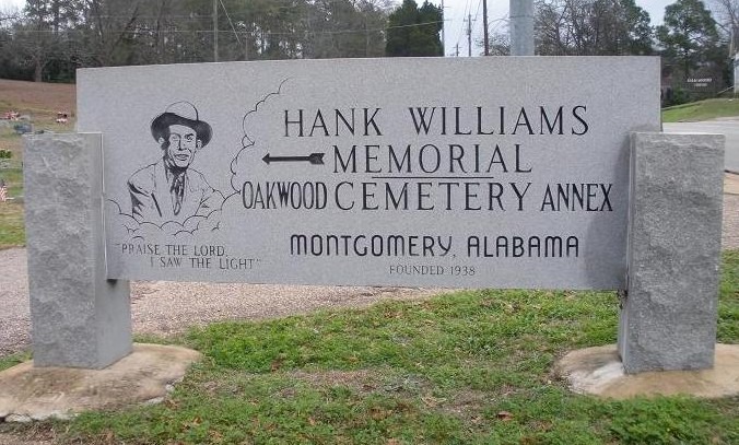 photograph of the entrance to the Hank Williams memorial