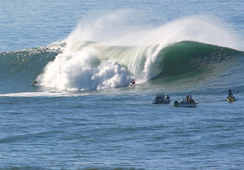A large wave breaking at Mavericks