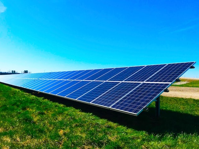15 Factors to Consider Before Installing Solar Panels in Kansas