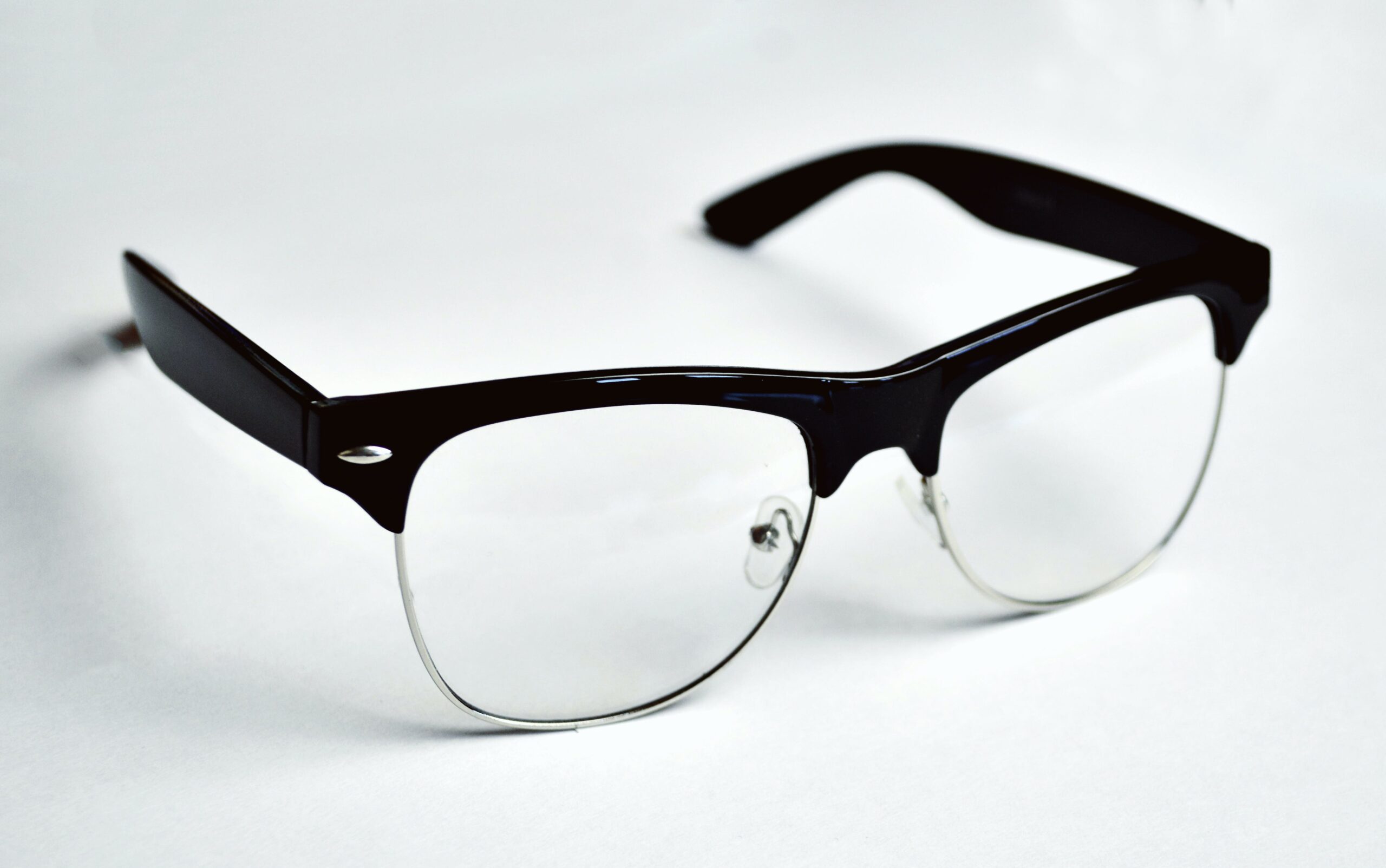 The Best Men’s K-Pop-Inspired Glasses of 2023
