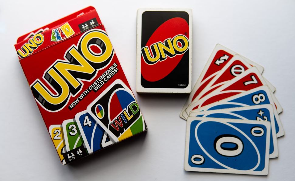 used UNO cards