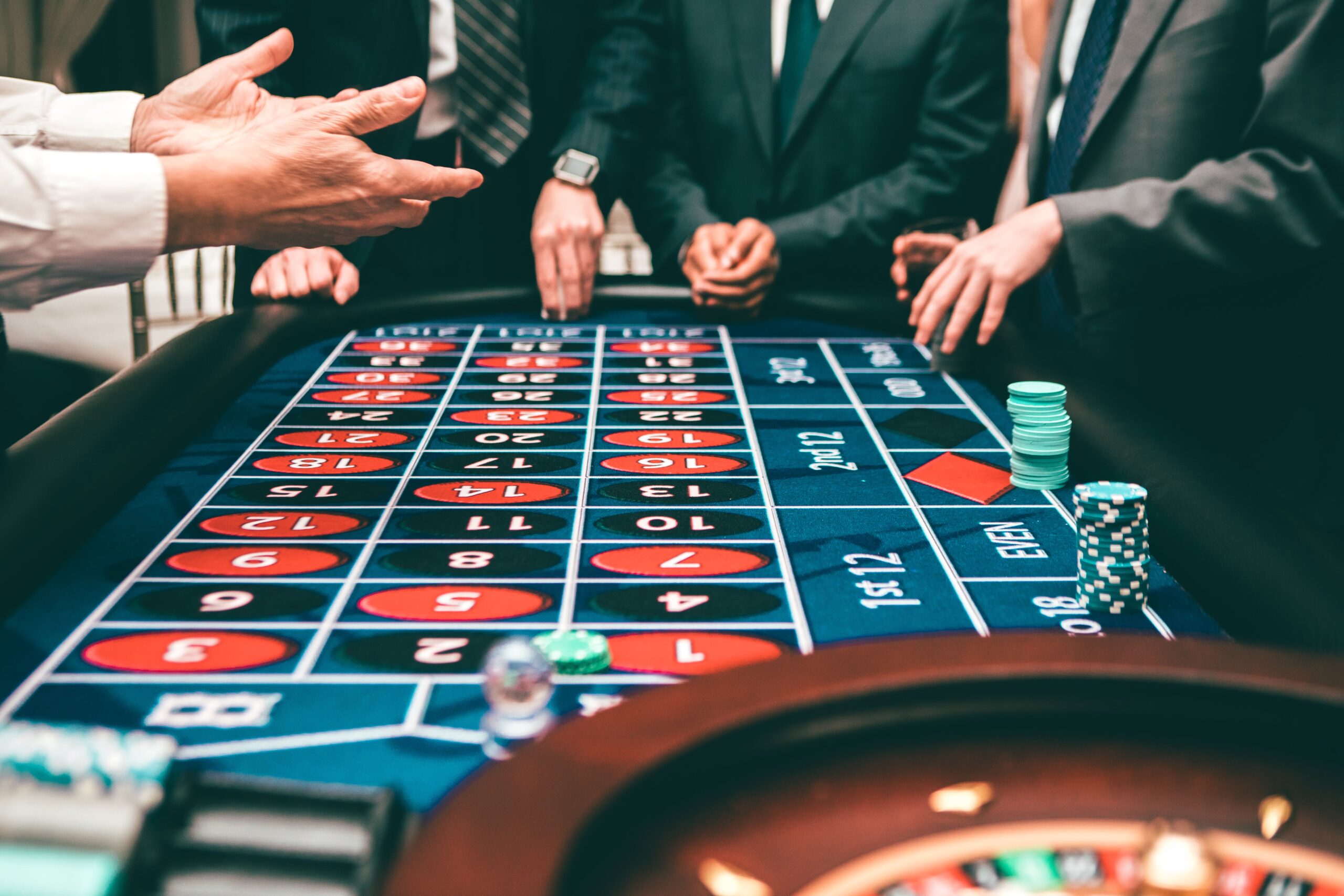 From Online Gambling to Entrepreneurship Startups Inspired by Casinos