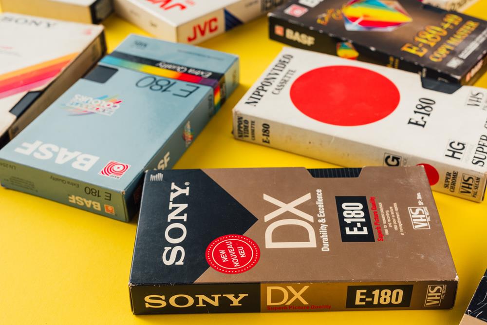 The Rise of a Competing Standard