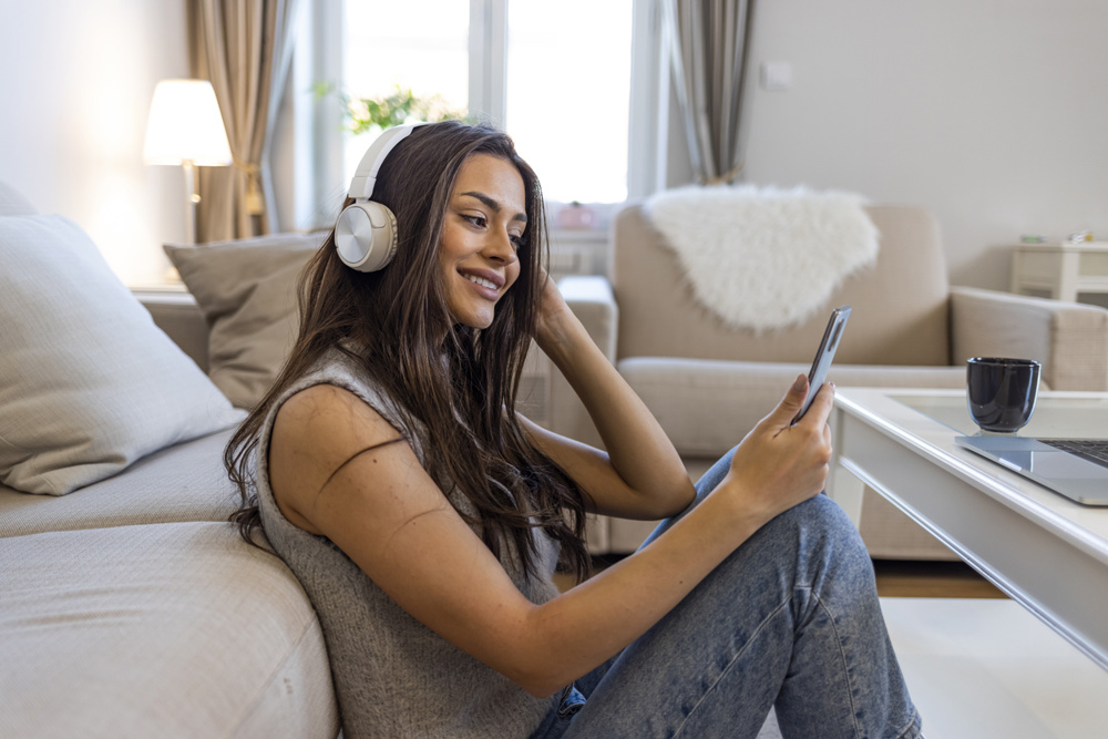 Charm-Coded Headphones: The Maximalist Accessory Taking Over Transit
